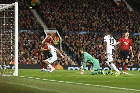 Photo LaPresse - Fabio Ferrari October 23, 2018 Manchester, United Kingdom soccer Manchester United ManU vs Juventus Fc - Uefa Champions League 2018 2019 - "Old Trafford" Stadium - Group H. In the pic:Dybala Paulo Exequiel (Juventus F.C.); goal 0-1  Copyright: xFabioxFerrari LaPressex