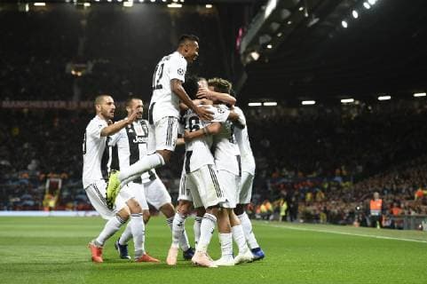 Photo LaPresse - Fabio Ferrari October 23, 2018 Manchester, United Kingdom soccer Manchester United ManU vs Juventus Fc - Uefa Champions League 2018 2019 - "Old Trafford" Stadium - Group H. In the pic:Dybala Paulo Exequiel (Juventus F.C.); celebrates after goal 0-1  Copyright: xFabioxFerrari LaPressex