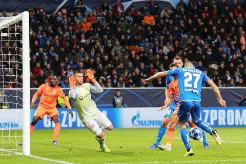 23 10 2018 xtvx Football UEFA Champions League TSG 1899 Hoffenheim Olympique Lyon emspor vl Goal scored Goal scored for 1 1 Andrej Kramaric TSG 1899 Hoffenheim Goalkeeper Anthony Lopes Olympique Lyon Andrej Kramaric TSG 1899 Hoffenheim DFL DFB REGULATIONS PROHIBIT as IMAGE SEQUENCES and or QUASI VIDEO Sinsheim