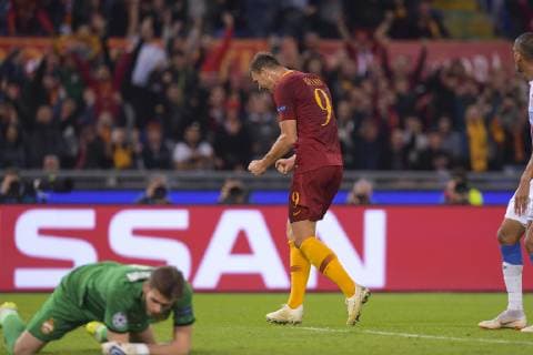 Fußball, CL, AS Rom - ZSKA Moskau Photo Luciano Rossi AS Roma LaPresse 23 10 2018 Roma (Italy) Soccer AS Roma - CSKA Mosca Uefa Champions League 2018 2019 - Olimpico Stadium of Roma In the pic: Edin Dzeko Goal  Copyright: xLucianoxRossi ASxRoma LaPresse Lx