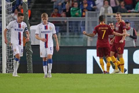 Fußball, CL, AS Rom - ZSKA Moskau L’esultanza dopo il gol del 2-0 di Edin Dzeko Roma Goal Celebration Roma Roma 23-10-2018 Stadio Olimpico Football Calcio Uefa Champions League 2018 2019 AS Roma - CSKA Mosca Foto Luca Pagliaricci Insidefoto lucaxpagliaricci