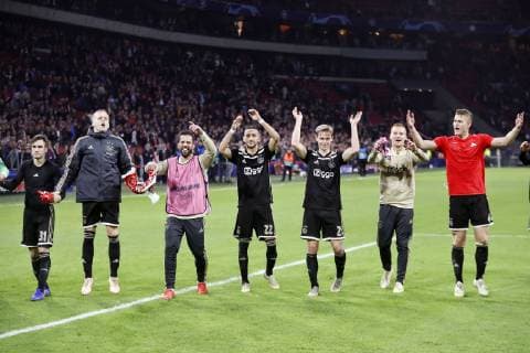 AMSTERDAM, Stadium Johan Cruyff Arena 23-10-20-18, football, season 2018 2019, Football Champions League . Ajax celebrating after the game Ajax - Benfica (1-0). Ajax - Benfica  x2562916x