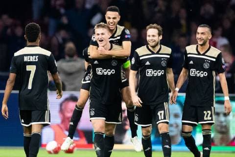 David Neres of Ajax, Matthijs de Ligt of Ajax, Noussair Mazraoui of Ajax, Daley Blind of Ajax, Hakim Ziyech of Ajax during the UEFA Champions League group E match between Ajax Amsterdam and SL Benfica at the Johan Cruijff Arena on October 23, 2018 in Amsterdam, The Netherlands UEFA Champions League 2018 2019 xVIxVIxImagesx xTomxBodexMultimediaxIVx 12541948