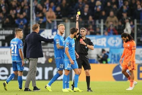 23 10 2018 xtvx Football UEFA Champions League TSG 1899 Hoffenheim Olympique Lyon emspor v l Yellow card yellow card Red card referee Alberto Undiano Mallenco Kerem Demirbay TSG 1899 Hoffenheim DFL DFB REGULATIONS PROHIBIT ANY USE OF PHOTOGRAPH as IMAGE SEQUENCES and or QUASI VIDEO Sinsheim