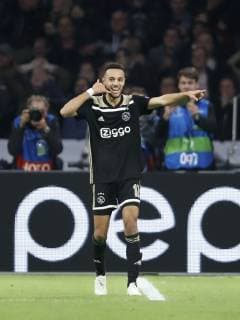 Noussair Mazraoui of Ajax during the UEFA Champions League group E match between Ajax Amsterdam and SL Benfica at the Johan Cruijff Arena on October 23, 2018 in Amsterdam, The Netherlands UEFA Champions League 2018 2019 xVIxVIxImagesx xMauricexvanxSteenxIVx 12542537