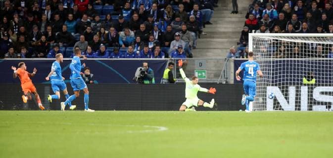 TSG 1899 Hoffenheim Olympique Lyon Germany Sinsheim 23 10 2018 Football UEFA Champions League Season 2018 2019 Matchday 3 TSG 1899 Hoffenheim Olympique Lyon left Memphis Depay Olympique Lyon Goal 2 3 Depay