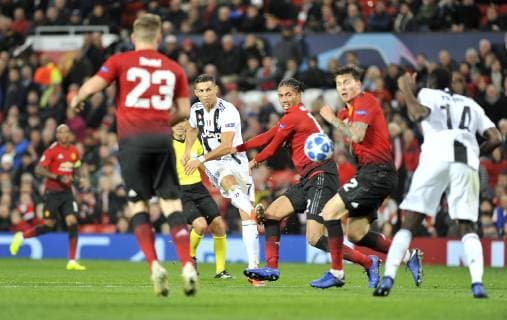 Manchester United ManU v Juventus UEFA Champions League Cristian Ronaldo of Juventus shoots for goal during the UEFA Champions League match at Old Trafford, Manchester Content Not Available For UK Newspapers Copyright: xStefanoxGnechx FIL-12450-0038