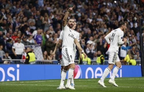 Partido de la Champions League disputado entre Real Madrid y Viktoria Pilsen. En la imagen, Benzema celebra el primer tanto.Champions League match played between Real Madrid and Viktoria Pilsen. In this picture, Benzema celebrates the first goal. 