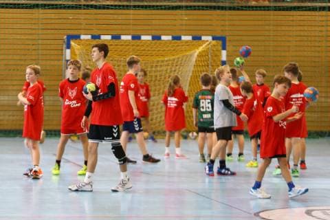 Handball Men 1 Bundesliga Season 2018 19 Holiday Camp of the Füchse Berlin Special Competitors during the Camp 23 10 18 Copyright: xMichaelxHundtx xMatthiasxKochx