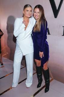 Anna Lewandowska Anna Lewankowska, Robert Lewandowski s wife attends Viola Piekut s Fashion Show on October 23, 2018 in Warsaw, Poland. Anna Lewandowska wth Polish fashion designer Viola Piekut.  EN_01345695_0643