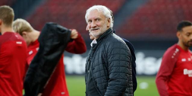 24 10 2018 Letzigrund Stadium Zurich SWITZERLAND Season 2018 2019 Mens Football UEFA Europa League Final training Bayer Leverkusen Sporting director Rudi Völler Leverkusen