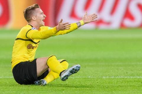 Marco Reus Borussia Dortmund 11 on the ground in the Champions League match between Borussia Dortmund and Atletico Madrid on 24 10 2018 Borussia Dortmund vs Atletico Madrid Champions League 24 10 2018 Dortmund Copyright: xSchuelerx xEibnerx-xPressefotox EP_EER