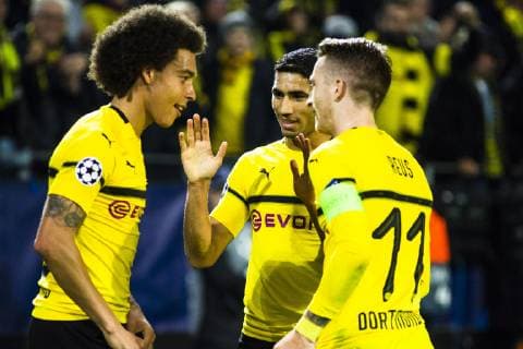 UEFA Champions League UEFA Cup Borussia Dortmund vs Atlético Madrid 24 10 2018 Signal Iduna Park Dortmund GER UEFA CL Borussia Dortmund vs Atlético Madrid UEFA REGULATORY PROPHIBIT ANY USE OF PHOTOGRAPH AS IMAGE SEQUENCES AND OR QUASI VIDEO Pictured picture shows Axel Witsel Borussia Dortmund 28 1 0 and cheers with Achraf Hakimi Borussia Dortmund 5 and Marco Reus Borussia Dortmund 11 in front of the fans nordphotox xRauch nph00251