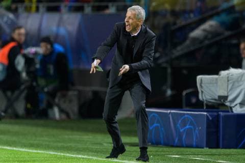 Coach Lucien Favre Borussia Dortmund gives instructions in the Champions League match between Borussia Dortmund and Atletico Madrid on 24 10 2018 Borussia Dortmund vs Atletico Madrid Champions League 24 10 2018 Dortmund Copyright: xSchuelerx xEibnerx-xPressefotox EP_EER