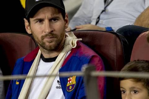 October 24, 2018 - Barcelona, Catalonia, Spain - The injured player of FC Barcelona Barca Leo Messi, observes with his son Thiago, the UEFA Champion Leage match between FC Barcelona and Internazionale Milano at Camp Nou Stadium in Barcelona, Catalonia, Spain on October 24, 2018 FC Barcelona v FC Internazionale - UEFA Champions League Group B  - ZUMAn230 20181024_zaa_n230_338 Copyright: xMiquelxLlopx
