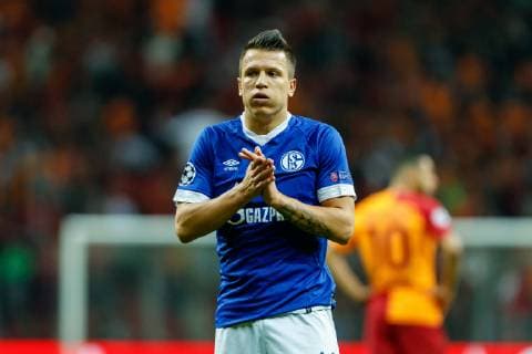 Turkey Istanbul 24 10 2018 UEFA Champions League 2018 19 Season Preliminary Round Group Stage Group D 3 Gameday Galatasaray Istanbul FC Schalke 04 Yevhen Konoplyanka S04 gestures gestured DeFodi048