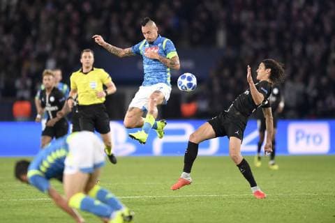 17 MAREK HAMSIK (NAP) - 09 EDINSON CAVANI (PSG) FOOTBALL : Paris SG vs Naples - Ligue des Champions - 24 10 2018 AnthonyBIBARD FEP Panoramic 