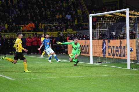 Soccer Champions League Group Stage 3 Gameday Borussia Dortmund Atletico Madrid on 24 10 2018 at Signal Iduna Park in Dortmund Goal to 2 0 by Raphael Guerreino Dortmund DFL DFB regulations prohibit any use of images as image sequences or quasi video xRx