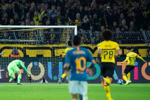 24 10 2018 xkvx UEFA Champions League Borussia Dortmund Atlético Madrid emspor v l Goal scored Goal scored by Jadon Sancho BVB Borussia Dortmund DFL DFB REGULATIONS PROPHIBIT ANY USE OF PHOTOGRAPH as IMAGE SEQUENCES and or QUASI VIDEO Dortmund