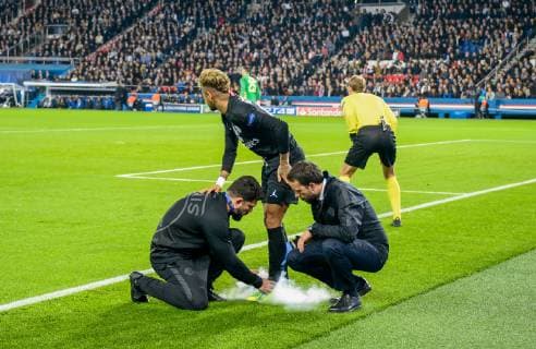 Neymar Jr ( PSG ) FOOTBALL : Paris Saint Germain vs Naples - Ligue des Champions - Paris - 24 10 2018 FedericoPestellini Panoramic 