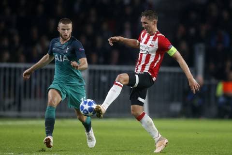(L-R), Eric Dier of Tottenham Hotspur, Luuk de Jong of PSV during the UEFA Champions League group C match between PSV Eindhoven and Tottenham Hotspur FC at the Phillips stadium on October 24, 2018 in Eindhoven, The Netherlands UEFA Champions League 2018 2019 xVIxVIxImagesx xJeroenxPutmansxIVx 12553303