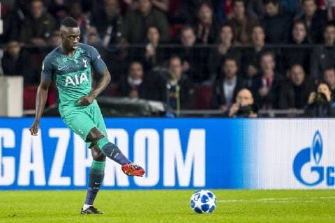 EINDHOVEN, PSV Eindhoven - Tottenham Hotspur FC 2-2, football, Champions League, season 2018-2019, 24-10-2018, Philips Stadium, Tottenham Hotspur player Davinson Sanchez PSV - Tottenham Hotspur  x2565859x