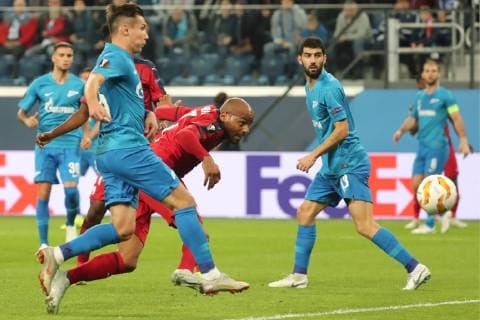 ST PETERSBURG, RUSSIA â€“ OCTOBER 25, 2018: FC Bordeaux s Jimmy Briand (C) scoring in their 2018 19 UEFA Europa League Group C Round 3 football match against FC Zenit St Petersburg at Saint Petersburg Stadium. Alexander Demianchuk TASS  TS0953AB