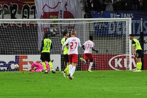 UEFA Europa League 2018 2019 Group Stage Group Stage 3 Gameday RB Leipzig vs. Celtic FC Glasgow 25 10 2018 Bruma RBL No 17 celebrates after scoring twice for goal The ball is in goal the players of Glasgow look disappointed Leipzig Saxony Germany