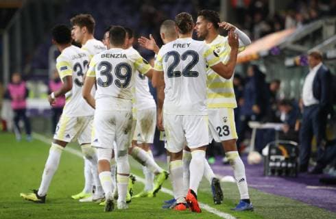 Fenerbahce s players celebrate after scoring during the match between Belgian soccer team RSC Anderlecht and Turkish team Fenerbahce, Thursday 25 October 2018 in Anderlecht on the third day of the UEFA Europa League group stage, in group D. VIRGINIExLEFOUR  x05455144x
