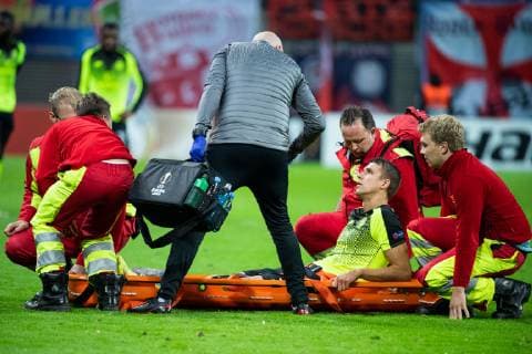 25 10 2018 xkvx Football UEFA Europa League RB Leipzig Celtic Glasgow emspor v Jozo Simunovic Celtic Glasgow replaced injured DFL DFB REGULATIONS PROHIBIT ANY USE OF PHOTOGRAPH as IMAGE SEQUENCES and or QUASI VIDEO Leipzig
