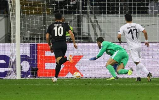 goal Goal to 1 0 for Filip Kostic Eintracht Frankfurt because goalkeeper Bruno Vale Apollon Limassol FC slips the ball through his arms and legs 25 10 2018 Eintracht Frankfurt vs Apollon Limassol FC Commerzbank Arena Europa League 3 Matchday DISCLAIMER DFL regulations prohibit any use of photographs as image sequences and or quasi video