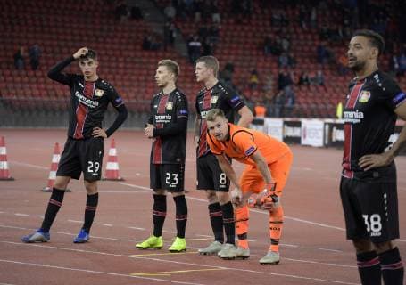 25 10 2018 Football UEFA Europa League 2018 2019 Group stage 3 Gameday FC Zurich Bayer Leverkusen at Letzigrund Stadium Zurich Frustration after the match at Kai Havertz Leverkusen Mitchell Weiser Leverkusen Lars Bender Leverkusen Goalkeeper Lukas Hradecky Leverkusen Karim Bellarabi Leverkusen Wendell Leverkusen DFL and DFB regulations prohibit any use of photographs as image sequences and or video quasi