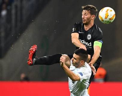 25 10 2018 xjhx Football UEFA Europa League Eintracht Frankfurt Apollon Limassol FC emporer Anton Maglica Apollon Limassol David Abraham Eintracht Frankfurt DFL DFB REGULATIONS PROHIBIT ANY USE OF PHOTOGRAPH as IMAGE SEQUENCES and or QUASI VIDEO Frankfurt am Main