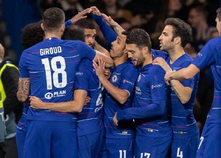 Football - 2018 2019 Europa League - Group L: Chelsea vs. FC BATE Borisov Chelsea players rush to congratulate goal scorer Ruben Loftus Cheek (Chelsea FC) at Stamford Bridge. COLORSPORT DANIEL BEARHAM  csp_che_bor_251018_