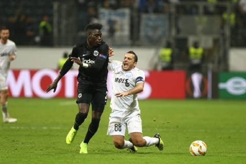 Georgios Vasiliou Limassol in duel with Danny da Costa Frankfurt Eintracht Frankfurt vs Apollon Limassol Soccer Europa League 25 10 2018 Eintracht Frankfurt vs Apollon Limassol Soccer Europa League 25 10 2018 Frankfurt Copyright: xEIBNER RenexWeissx EP_RWS