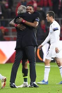 Sport Bilder des Tages Standard s head coach Michel Preud homme and Standard s Christian Luyindama Nekadio celebrate after winning the match between Belgian soccer team Standard de Liege and Russian team Krasnodar in Liege, Thursday 25 October 2018, on the third day of the UEFA Europa League group stage, in group J. LAURIExDIEFFEMBACQ  x05455452x