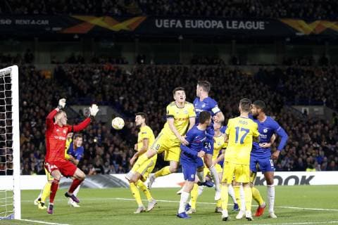 Gary Cahill of Chelsea sees his header miss the target during the UEFA Europa League group stage match between Chelsea and FC BATE Borisov at Stamford Bridge, London, England on 25 October 2018. Copyright: xCarltonxMyriex 21630026