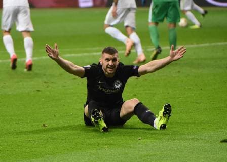 25 10 2018 GER Frankfurt am Main Commerzbank Arena Season 2018 2019 1 Bundesliga Europa League Eintracht Frankfurt Apollon Limassol is on Rebic Ante 4 Eintracht Frankfurt DFL regulations prohibit any use of images as image sequences or quasi video