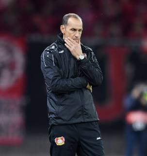 FOOTBALL EUROPE LEAGUE SEASON 2018 2019 Group Stage FC Zurich Bayer 04 Leverkusen 25 10 2018 Coach Heiko Herrlich Bayer 04 Leverkusen thoughtfully