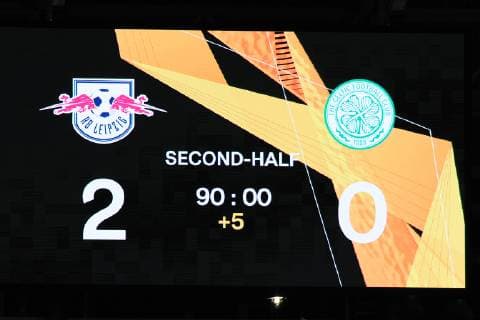 UEFA Europa League 2018 2019 Group Stage Group Stage 3 Gameday RB Leipzig vs Celtic FC Glasgow 25 10 2018 Scoreboard showing the score of the match 2 0 and the stoppage time 90 5 minutes as well as the emblem of RB Leipzig and Celtic Glasgow Leipzig Saxony Germany