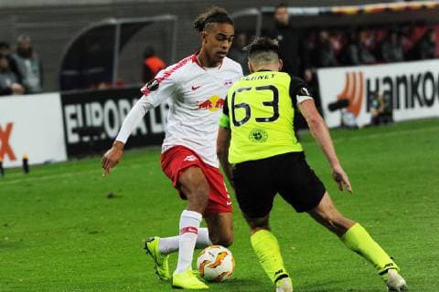 UEFA Europa League 2018 2019 Group Stage Group Stage 3 Gameday RB Leipzig vs Celtic FC Glasgow 25 10 2018 Battle for the ball between Yussuf Poulsen RBL li and Kieran Tierney Glasgow re Leipzig Saxony Germany