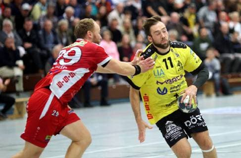 Third Handball Bundesliga MSG Grossbieberau Modau vs HSG Nieder Roden season 2018 2019 26 10 2018 Grossbieberau v Benjamin von Stein Nieder Rioden Till Buschmann MSG Falken Specials duel ba