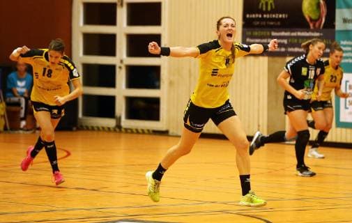TV Nellingen SV Union Halle Neustadt Germany Stuttgart 27 10 2018 Handball Women Bundesliga Season 2018 2019 TV Nellingen SV Union Halle Neustadt No 8 Roxana Ioneac TV Nellingen