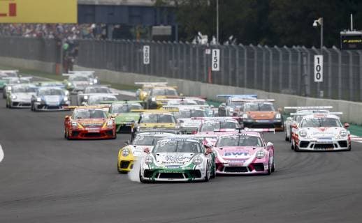 Motorsports: Porsche Mobil 1 Supercup, Mexico 2018, Start 19 Julien Andlauer (F, martinet by ALMERAS) 1 Michael Ammermüller (D, BWT Lechner Racing) 23 Larry ten Voorde (NL, Team Project 1) Mexico-City Mexico