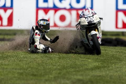 Sport Themen der Woche KW43 Sport Bilder des Tages 28th October 2018, Phillip Island Grand Prix Circuit, Melbourne, Australia; Australian MotoGP, race day; SAG Team rider Jules Danilo during the Moto2 Race  ActionPlus12074345 StephenxBlackberry
