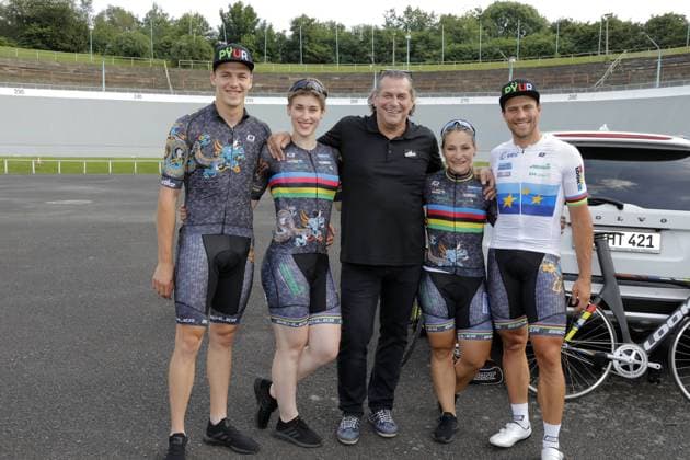 PK Radrennbahn 08 06 2018 Chemnitz Sportforum Radrennbahn PK RSV Chemnitz and the Pro Team Natural Gas 2012 want to cooperate in the junior area In the beginning of the partnership, four track bikes will be handed over to the RSV offspring The pros will lead a training session with the kids by Vl Nik Schröter Pauline Grabosch Michael Hübner Christina Vogel and Maximilian Levy Chemnitz Saxony Germany
