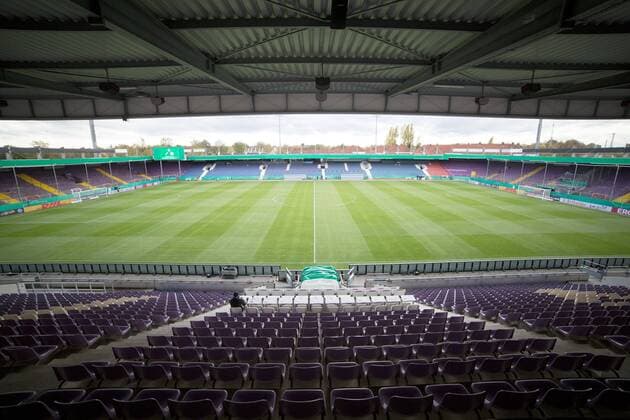Osnabrueck Germany 30 10 2018 DFB Pokal 2 Main round 2018 2019 SV Roedinghausen vs Bayern Munich Stadium overview Stadium overview Panorama stadium at the Bremen bridge Bridge DFB regulations prohibiting any use of images Osnabrueck North Rhine Westphalia Germany Stadium at the Bremen bridge