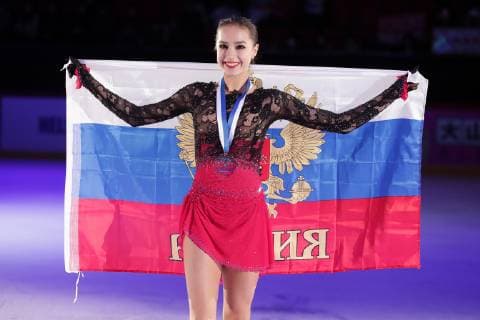 Ladies winner, Alina Zagitova, RUS at the podium during Figure skating Eiskunstlauf ISU GP Helsinki 2018 - Day 2 at the Helsinki Arena 03. November 2018 in Helsinki, Finland. (Matti Matikainen Newspix24)  Copyright: xMattixMatikainenx NP24_00427730