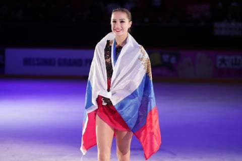 Ladies winner, Alina Zagitova, RUS at the podium during Figure skating Eiskunstlauf ISU GP Helsinki 2018 - Day 2 at the Helsinki Arena 03. November 2018 in Helsinki, Finland. (Matti Matikainen Newspix24)  Copyright: xMattixMatikainenx NP24_00427738