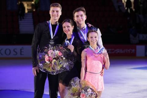 Winners of Pairs, Natalia Zabiiako and Alexander Enbert, RUS (L) and 3.rd Daria Pavliuchenko and Denis Khodykin, RUS (R) at the podium during Figure skating Eiskunstlauf ISU GP Helsinki 2018 - Day 2 at the Helsinki Arena 03. November 2018 in Helsinki, Finland. (Matti Matikainen Newspix24)  Copyright: xMattixMatikainenx NP24_00427783